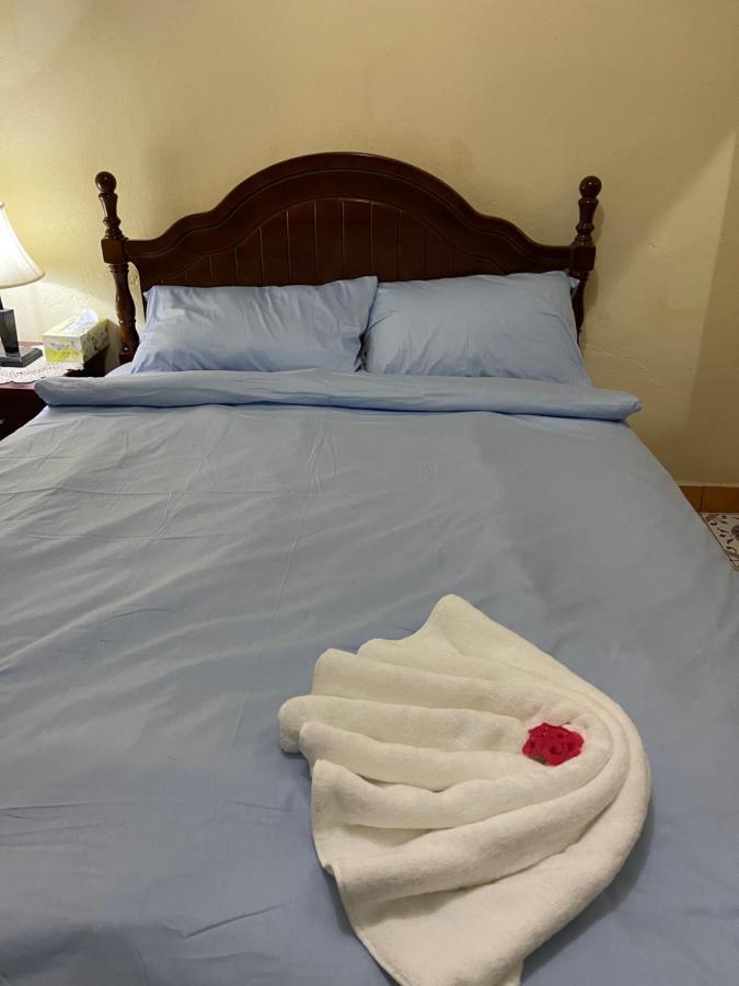 Janessa'S Dwellery Bed & Breakfast Port Vila Exterior photo